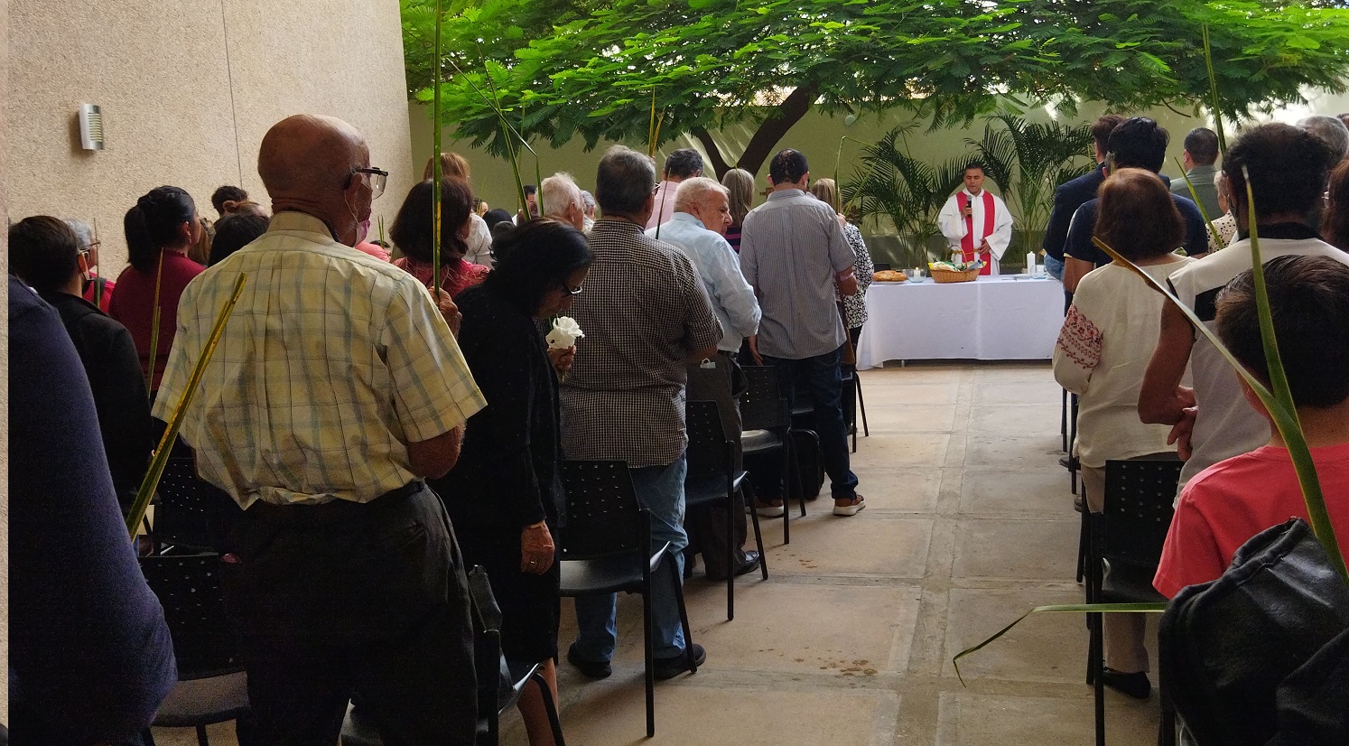 La Biblioteca Pública celebra la pasión, muerte y resurrección de Jesucristo