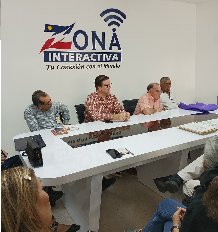 Biblioteca &quot;María Calcaño&quot; y  Centro Rus conmemoraron  61 Aniversario del Puente &quot;Rafael Urdaneta&quot;