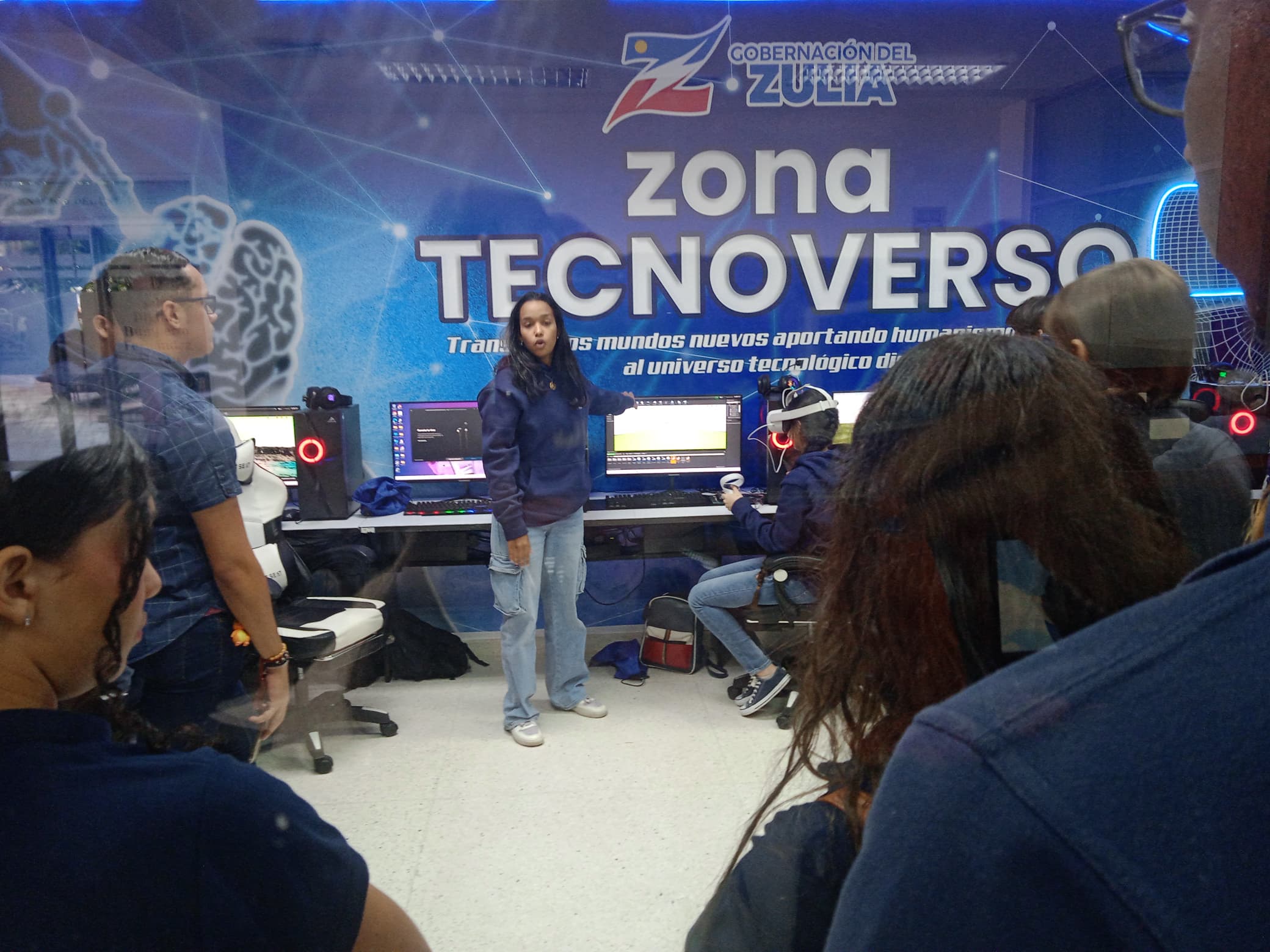 Tecnoverso: Estudiantes de la Universidad Dr. José Gregorio presentan Proyecto sobre la Cuenca del Lago de Maracaibo